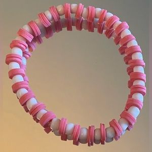 Handmade pink clay beads with white sead beads bracelet 🩷🤍